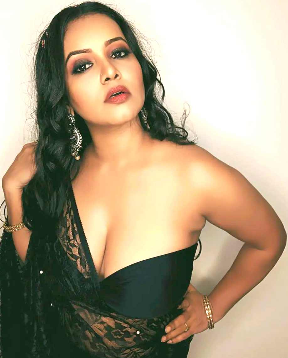 Aunty chodar golpo